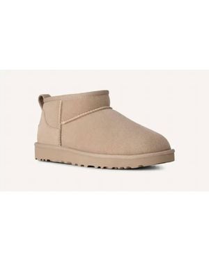 UGG Classic Ultra Mini Boot - Black