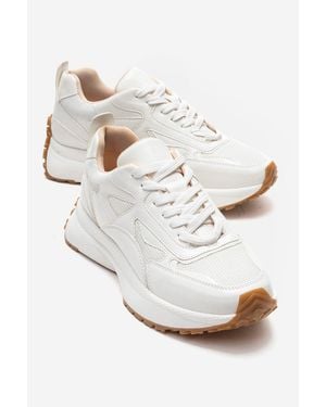 Prologue Shoes Premia Sneaker - White