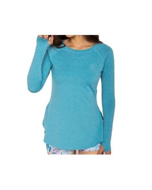 Reel Skipper Solid Flowy Performance Top - Blue
