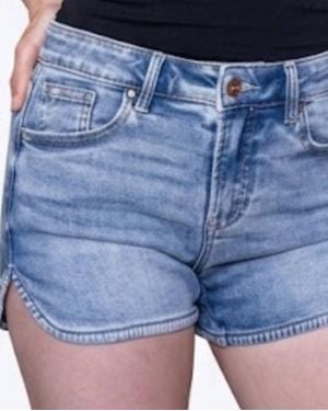 Risen Round Hem Shorts - Blue