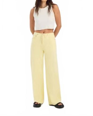 DAZE Madison Mid Rise Wide Leg Jeans - Yellow