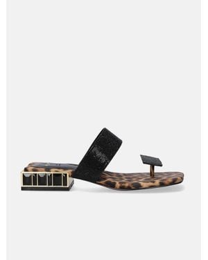 Exe' Flat Sandal - White