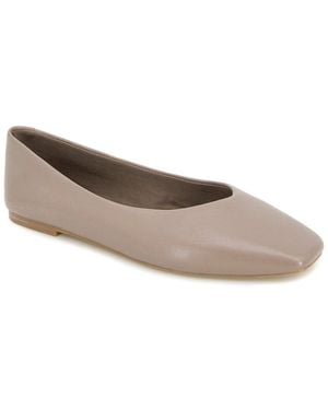 Kenneth Cole Johanna Leather Flat - Gray