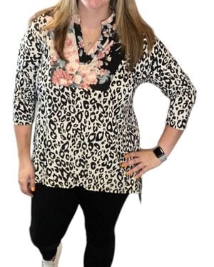 Honeyme Floral Front Gabby Top - Black