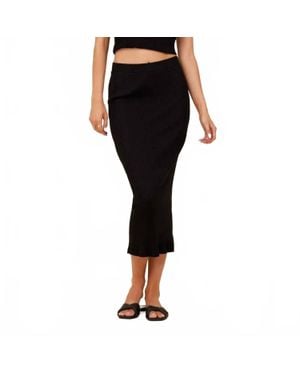 Lamade Slim Rib Midi Skirt - Black