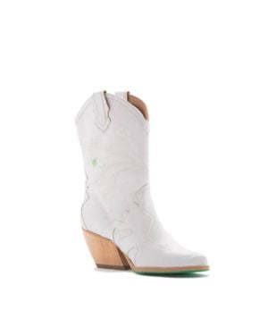 A Perfect Jane Sofie Vegan Leather Boot - White