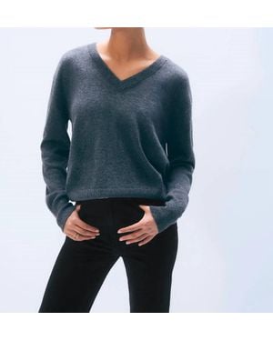 White + Warren Cashmere Core V- Neck Top - Blue