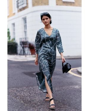 REISTOR Maxi Dress With Side Slits - Blue