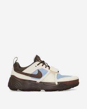 Nike Travis Scott Zoom Field Jaxx Trainers Pale Ivory / Leche Blue - White