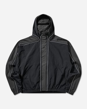 Umbro Bench Jacket Dark Carbon - Black