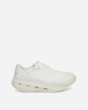 On Shoes S Post Archive Facti (Paf) Cloudboom Volt Trainers Gale - White