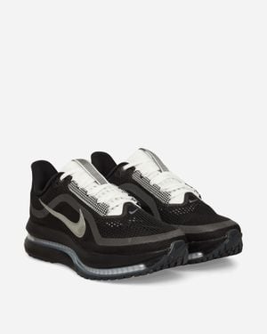 Nike Pegasus Premium Sneakers / White - Black