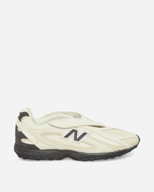 New Balance 204V Sneakers Pistachio Butter Morel Cement - White