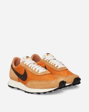 Nike Daybreak Trainers Flax Velvet - Black
