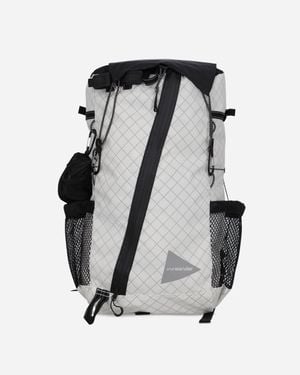 and wander Ecopak 30l Backpack Off - Black
