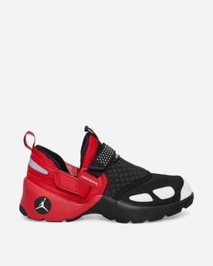Nike Women S Jordan Trunner Lx Trainers / University Red