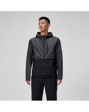 Speedo V Class Pro Jacket - Black