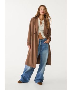 Stradivarius Trench Morbido Lungo - Marrone
