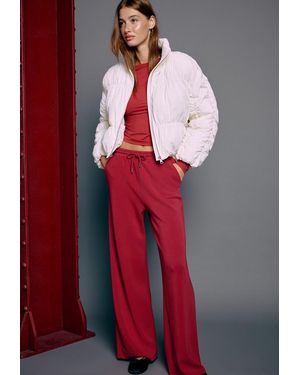 Stradivarius Giubbotto Imbottito Cropped Con Collo Alto E Arricciature - Rosso