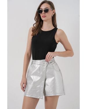 Bigdart Hochtaillierte Metallische Mini-Shorts Mit Knopfverschluss - Mettallic