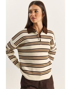 Bianco Lucci Gestreifter Polo-Kragen Knopf-Pullover - Natur