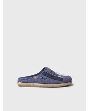 Toni Pons Slippers Inspired By Salvador Dalí's Work - Blue