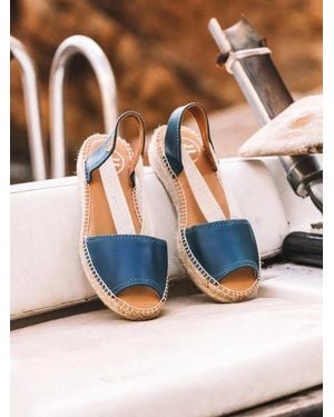 Toni Pons Flat Leather Sandal With Elastics - Blue