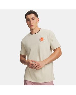 Under Armour Defy The Elements Short Sleeve Sandstorm Outrageous - Brown