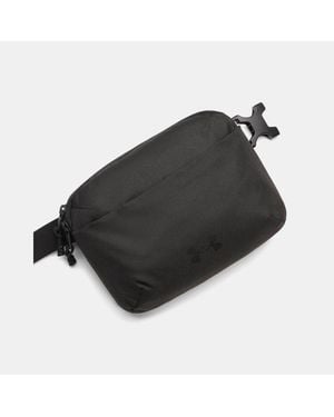 Under Armour Essential Waist Bag Crossbody - Black