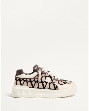 Valentino Garavani ワンスタッズ Xl ナッパレザー X トワル イコノグラフファブリック ロートップスニーカー おとこ ナチュラル/フォンダン