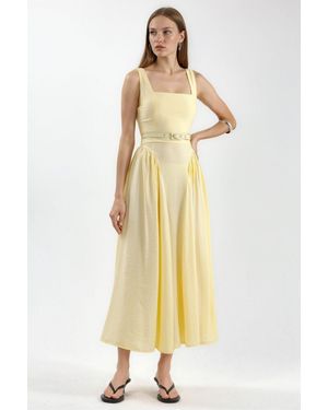 Busem Kleid Mit Quadratischem Kragen Und Taillengürtel - Mettallic