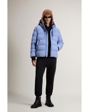 Woolrich Donsjack Van Elastisch Nylon Met Matte Afwerking Blauw Grootte