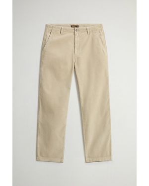 Woolrich Chinobroek Van Geribbeld Fluweel Van Zuiver Katoen Grootte - Naturel