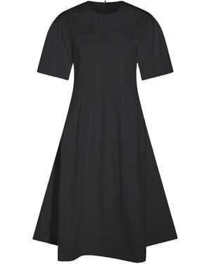Add Schwarzes Kleid Mit Verdecktem Reißverschluss
