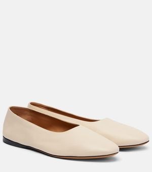 The Row Awar Leather Ballet Flats - Natural