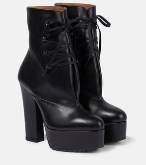 Alaïa Trekk 135 Leather Ankle Boots - Black