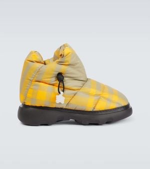 Burberry Check Drawstring Pillow Padded Ankle Boots, Brand Size 45.5 Us - Yellow