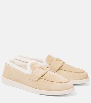 Prada Loafers Aus Veloursleder Mit Shearling - Natur