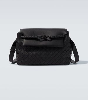 Bottega Veneta Messenger Bag Andiamo Small Aus Leder - Schwarz
