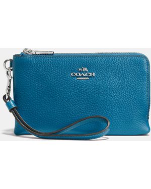 COACH Double Corner Zip Wristlet In Pebble Leather - Blue