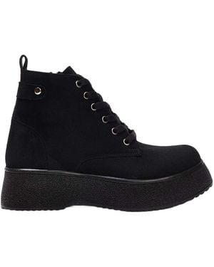 Trendyol Schnürstiefelette - Schwarz
