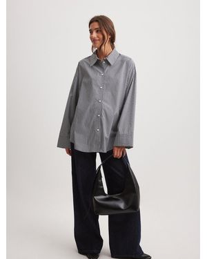 NA-KD Bluse - Grau
