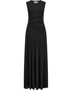 Nicowa Abendkleid Meliwia, Model Ist 1,79 Cm Und Trägt Größe - Schwarz