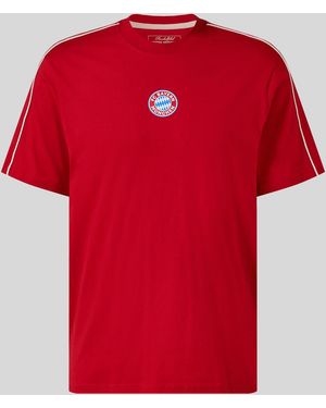 FC Bayern München T-Shirt Essentials - Rot
