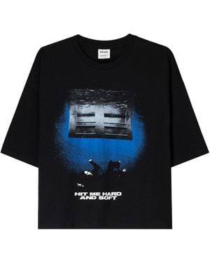 Bershka T-Shirt 'Billie Eilish Hit Me' - Schwarz