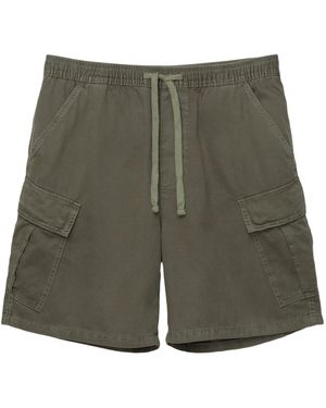 Pull&Bear Shorts - Grün