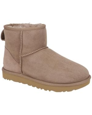 UGG Boots Classic Mini 2 - Braun