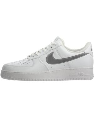 Nike Sneaker Air Force 1 07 - Grau