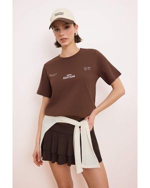 Trendyol T-Shirt - Braun