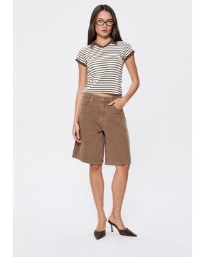 Abrand Jeans 95 Mid Bermuda Short Cocoa Recycled - White